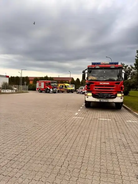 Podejrzana walizka na ul. Komunalnej w Radziejowie. Interweniowały służby