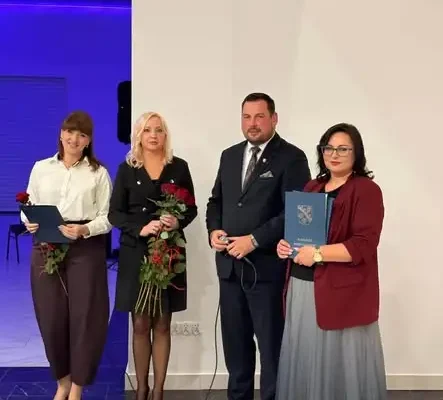 Nagrody Burmistrza Piotrkowa Kujawskiego dla nauczycieli z okazji Dnia Edukacji Narodowej